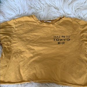 Mustard collar cropped tee
